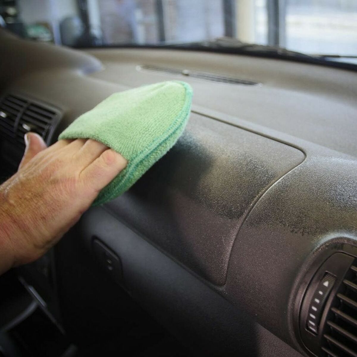 V2H76A110303046A3FB38E71F06EAC1EE33R7070260P3